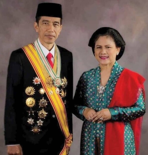 File:President Joko Widodo and First Lady Iriana (2019).jpeg