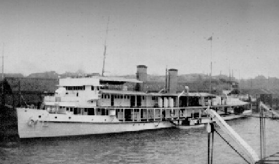 File:USS Luzon (PR-7) docked in China, in the 1930s.jpg