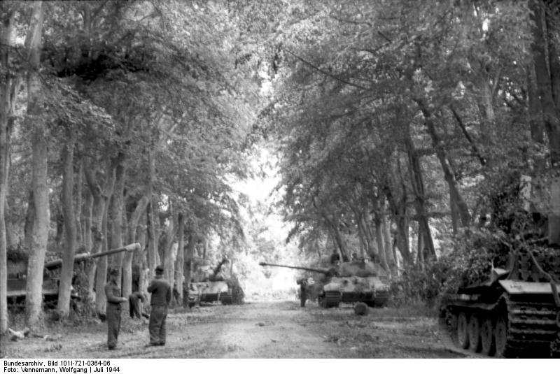 File:Bundesarchiv Bild 101I-721-0364-06, Canteloup, Panzer VI (Tiger II, Königstiger).jpg