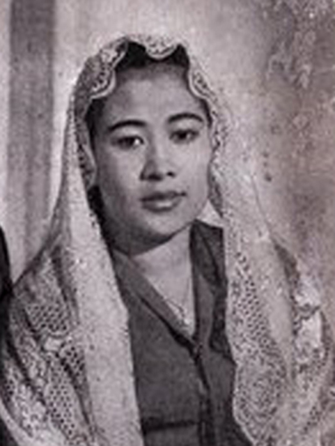 File:Fatmawati.jpg