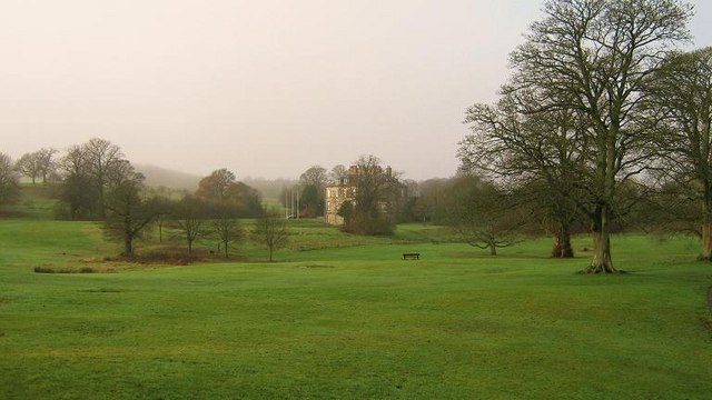 File:Cumbernauld House and Grounds - geograph.org.uk - 1598172.jpg