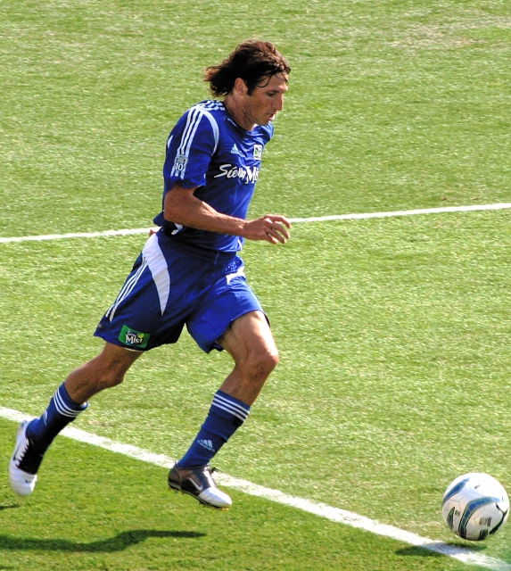 File:Frankie hejduk mls allstars 2005.jpg
