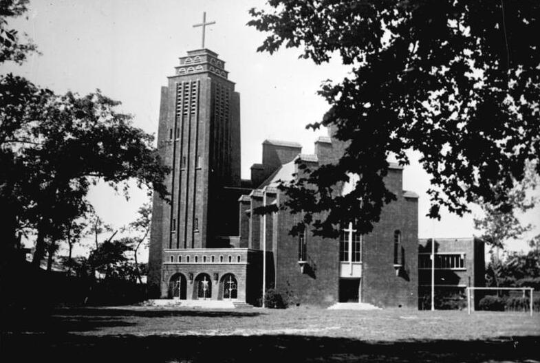 File:Bundesarchiv Bild 137-043236, Shanghai, Deutsch-Evangelische Kirche.jpg