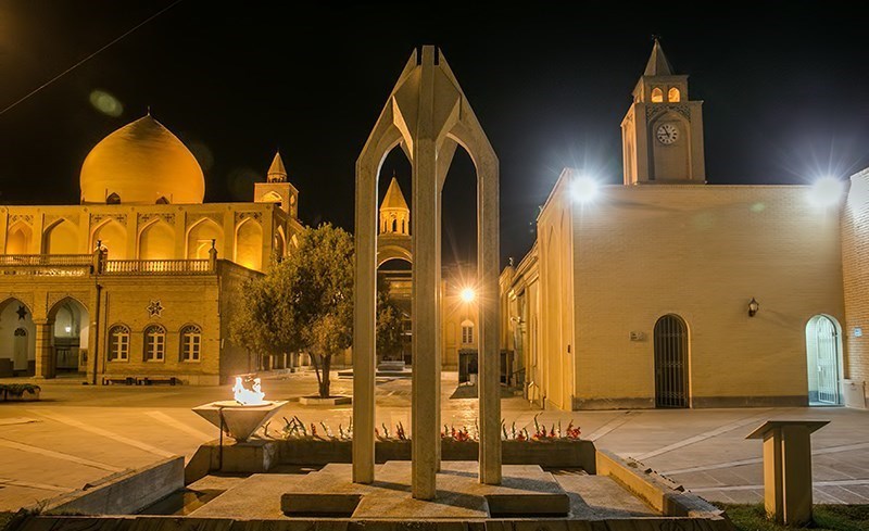 File:Isfahan Vank Church and Museum 03.jpg