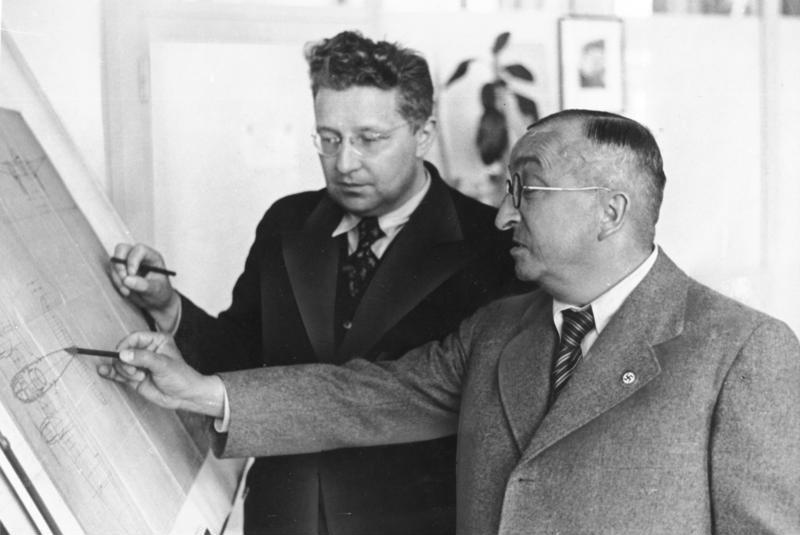 File:Bundesarchiv Bild 183-1982-1022-509, Flugzeugkonstrukteur Prof. Ernst Heinkel.jpg