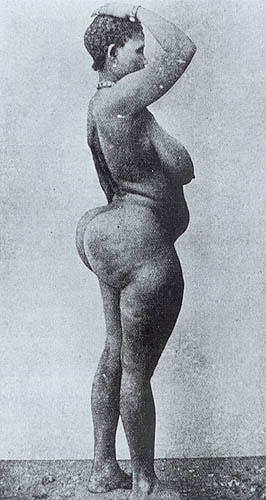 File:Woman with steatopygia.jpg