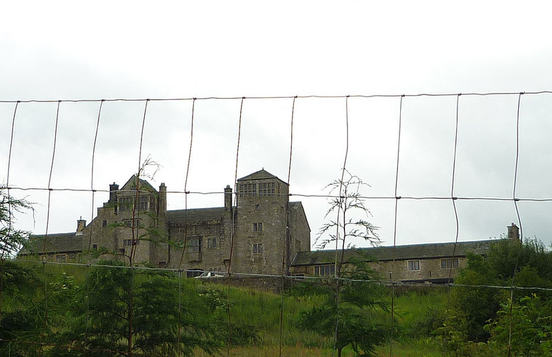 File:Claughton Hall.jpg