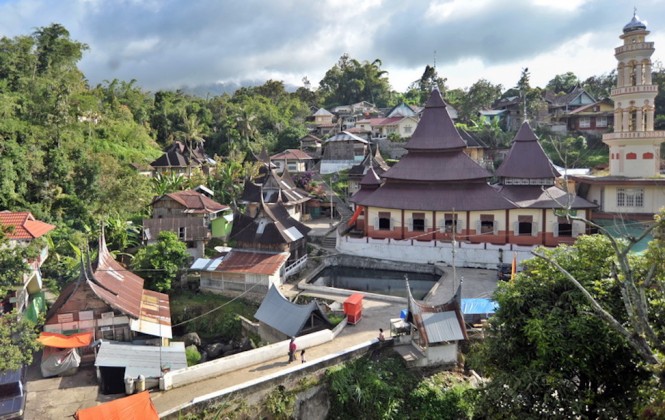 File:Masjid Pariangan.jpg