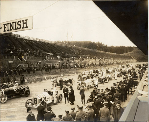 File:1915 American Grand Prize grid 1.jpg