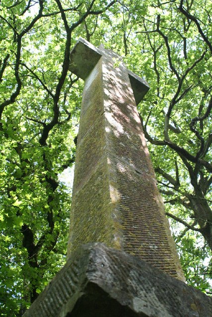 File:Deadmans Plack Monument - geograph.org.uk - 18224.jpg
