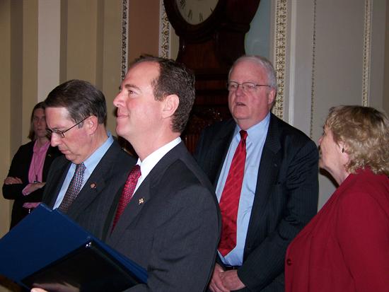 File:Housemanagers.jpg