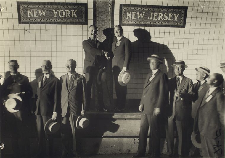 File:Holland Tunnel - New York met New Jersey.jpg