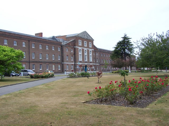 File:Haslar hospital - geograph.org.uk - 1517936.jpg