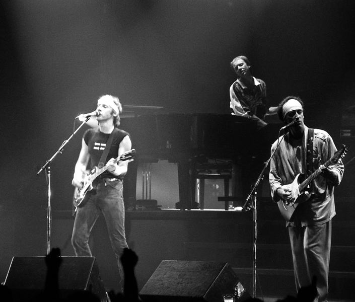 File:Dire Straits 1985 Mark Knopfler Alan Clark Jack Sonni.jpg