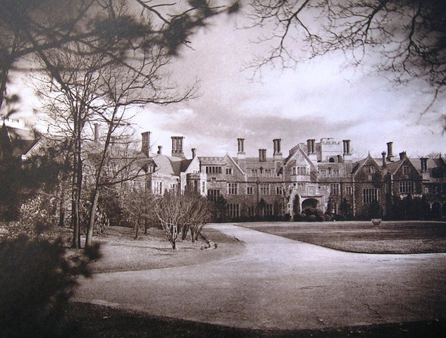 File:Inisfada Mansion.png