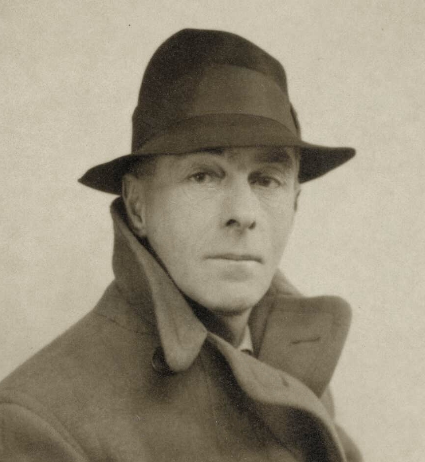 File:Walter D'Arcy Cresswell 1948.jpg
