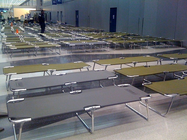 File:Cots for stranded passengers - O'Hare International Airport.jpg