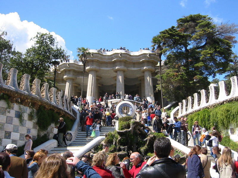File:Parc Guell 01.jpg