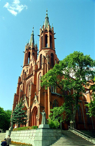 File:Bialystok Kosciol.jpg