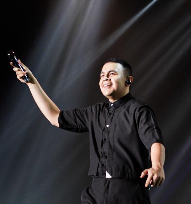 File:Tulus Performs at Jakarta International Jazz Java Festival 2020 (cropped).jpg