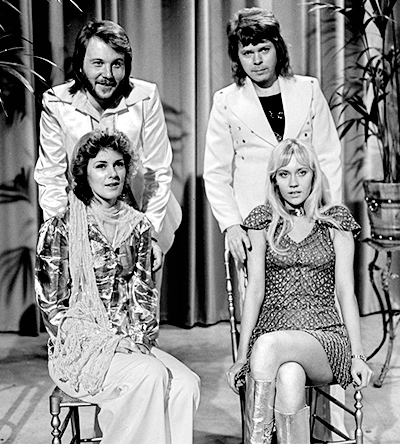 File:ABBA - TopPop 1974 1.png