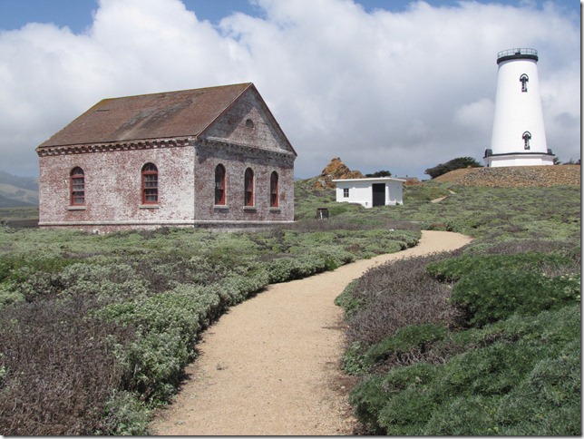 File:Piedras Blancas Light Station 2012.jpeg