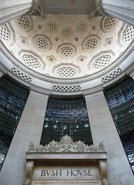 File:Detail of Bush House, Aldwych (geograph 4238551).jpg