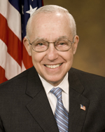 File:Michael Mukasey, official AG photo portrait, 2007.jpg