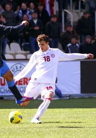 File:Giorgi Gorozia playing football.jpg