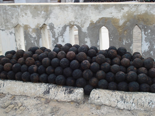 File:Cannonballs at Cape Coast Castle.jpg