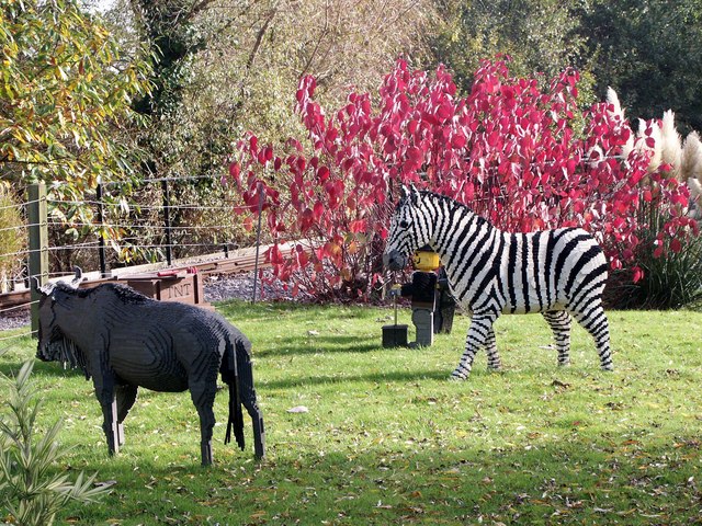 File:Lego creatures - geograph.org.uk - 1029732.jpg