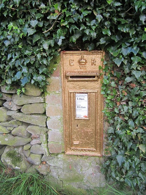 File:Postbox, Posso - geograph.org.uk - 3160393.jpg