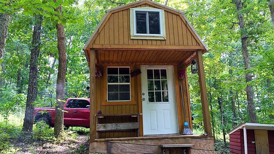 File:A tiny house in Ozarks of Missouri .jpg