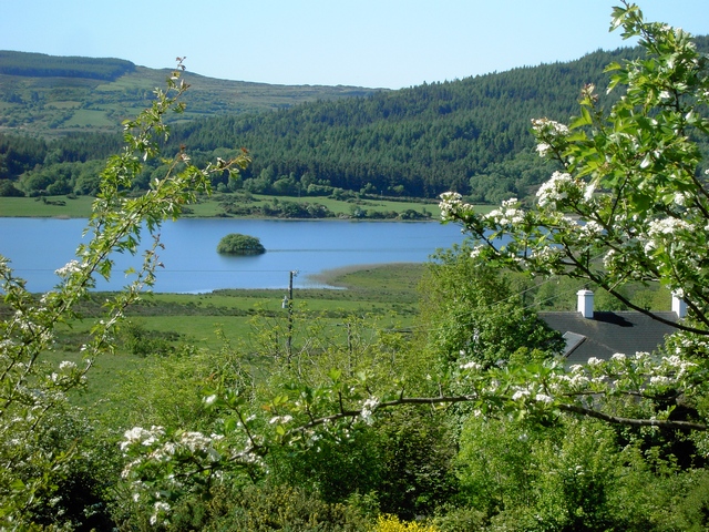 File:The Crannóg, Tir na Spideoge, Inchigeelagh - geograph.org.uk - 727054.jpg