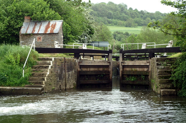 File:Swineford Lock.jpg