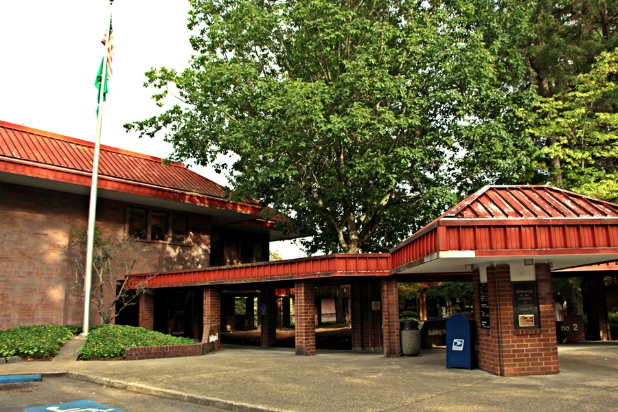 File:Thurston County Courthouse 2017.jpg