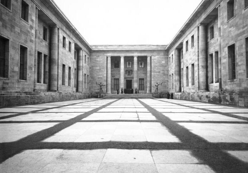 File:Bundesarchiv Bild 183-E00418, Berlin, Neue Reichskanzlei.jpg