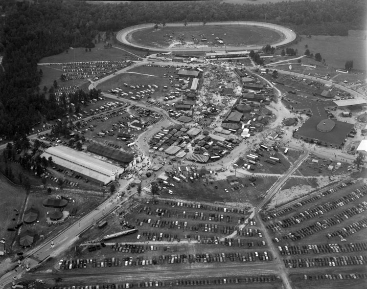 File:Atlantic Rural Exposition 1952.jpg