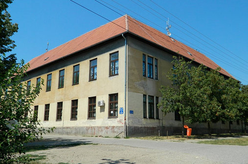 File:Osnovna škola Jabuka (Elementary school).png