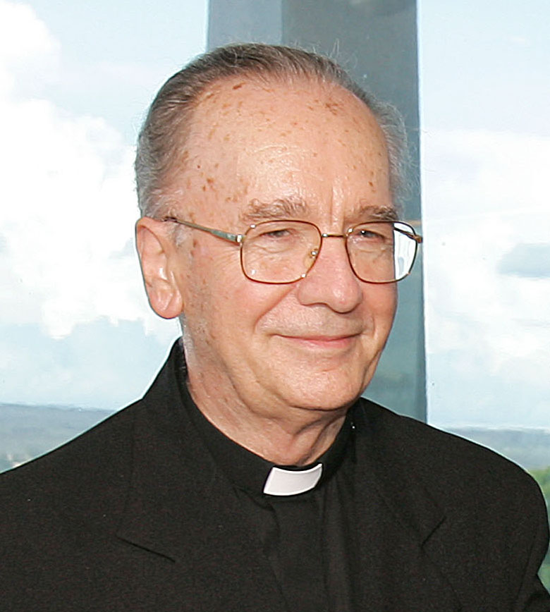 File:Hummes2006.jpg
