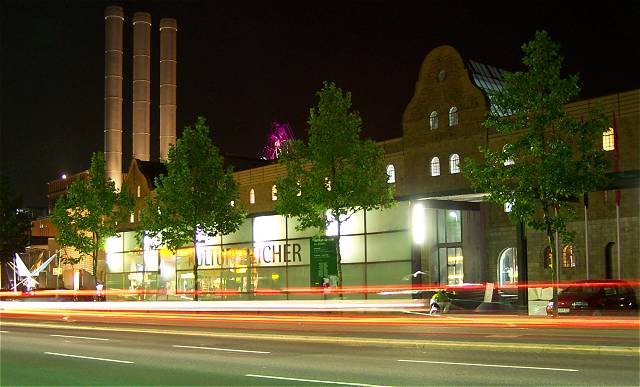 File:KulturspeicherNachts.jpg