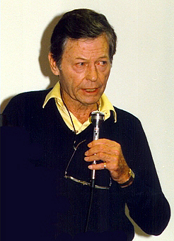 File:DEFOREST KELLEY.jpg