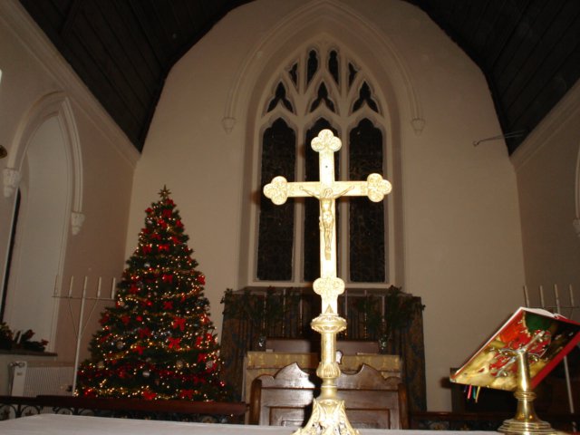 File:StJohntheEvangelistIzmircrucifix.jpg