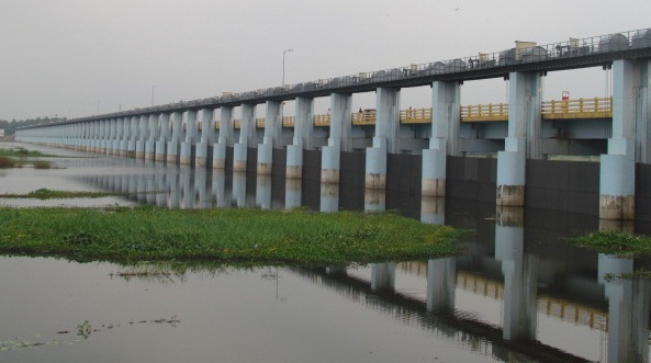File:Chamravattam bridge-1.JPG
