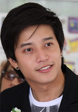 File:Tui KL.jpg