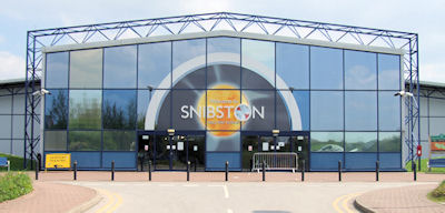 File:OutsideSnibston.JPG