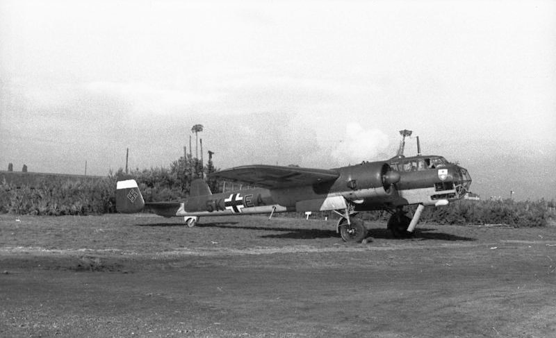 File:Bundesarchiv Bild 101I-345-0784-14A, Frankreich, Do 17.jpg