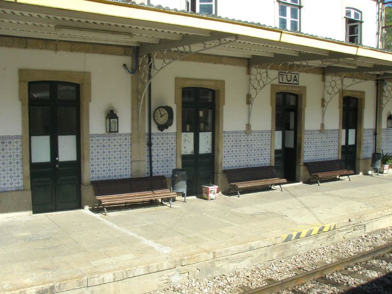 File:Station Tua2.jpg