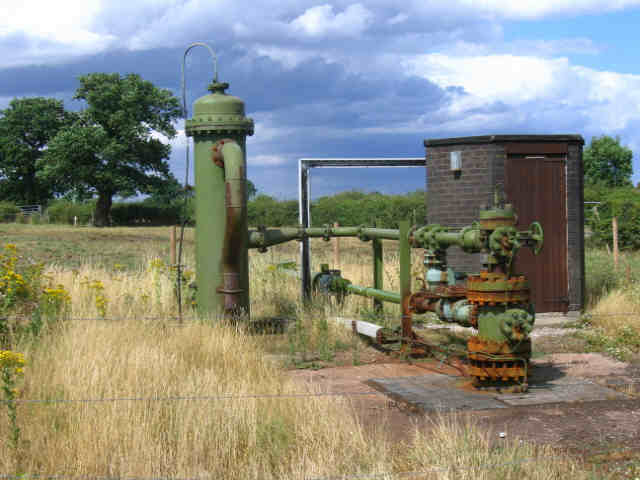 File:Warmingham -Brine Pump.jpg