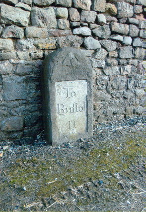 File:Old Milestone by the A38, Grovesend, Thornbury parish (geograph 6050389).jpg